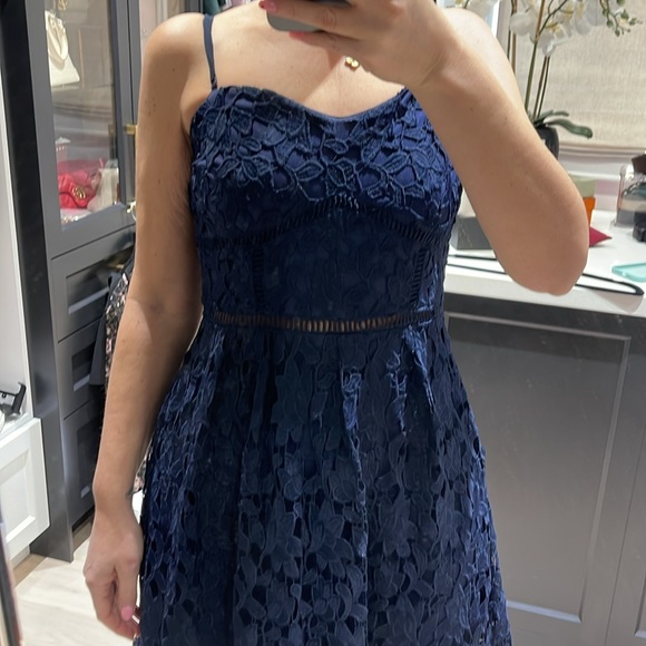 Custom Lace Dress - Picture 3 of 4